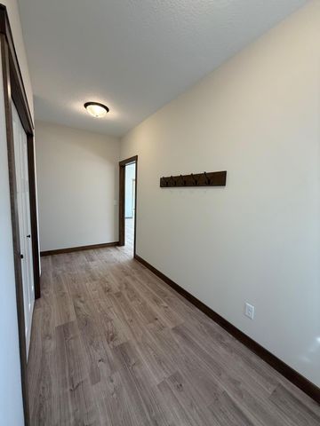 439 Mario Drive, Vadnais Heights, MN 55127