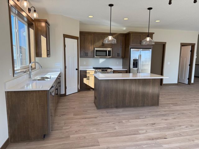 439 Mario Drive, Vadnais Heights, MN 55127