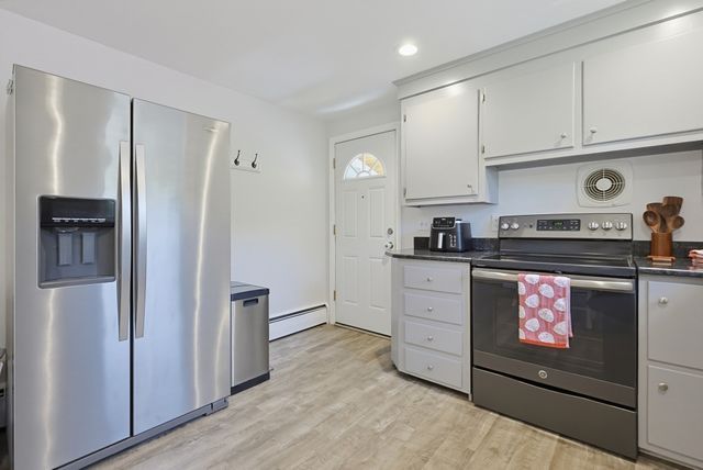 18 Longview St., West Boylston, MA 01583