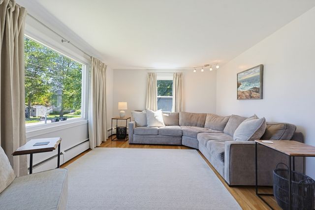 18 Longview St., West Boylston, MA 01583