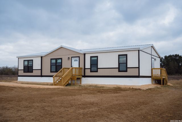 CR 150, San Antonio, TX 78114