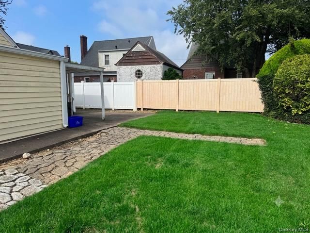 2316 Westlake Court, Oceanside, NY 11572