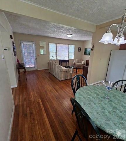 376 State Street, Marion, NC 28752