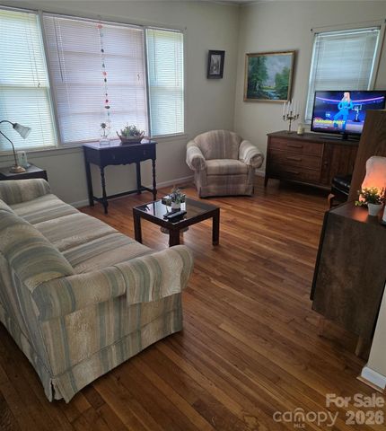 376 State Street, Marion, NC 28752