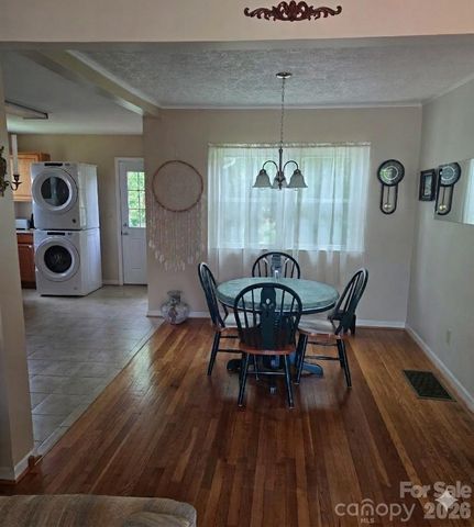 376 State Street, Marion, NC 28752