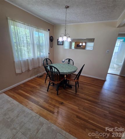 376 State Street, Marion, NC 28752