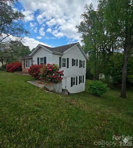376 State Street, Marion, NC 28752