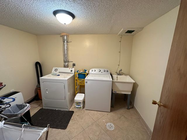 4039 Main Street NE, Columbia Heights, MN 55421