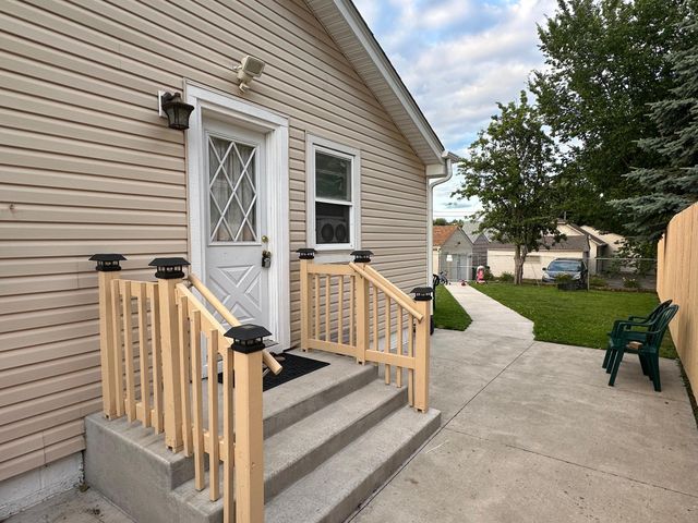 4039 Main Street NE, Columbia Heights, MN 55421