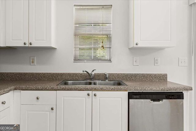 7648 Cozy Lane, South Fulton, GA 30213