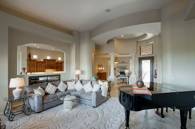 14211 N HONEYSUCKLE Drive, Fountain Hills, AZ 85268