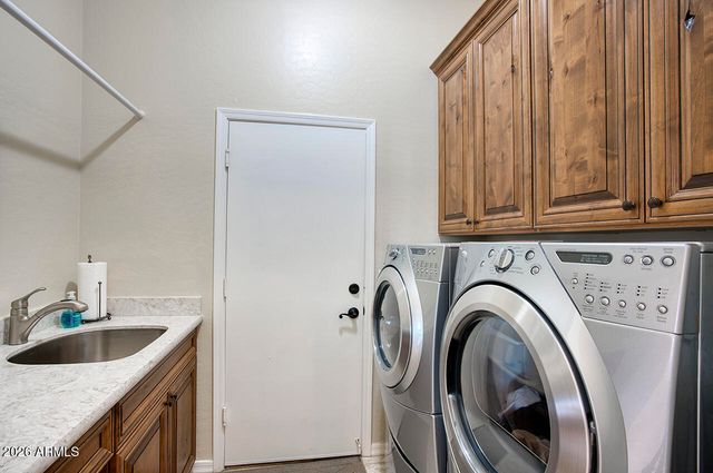 14211 N HONEYSUCKLE Drive, Fountain Hills, AZ 85268