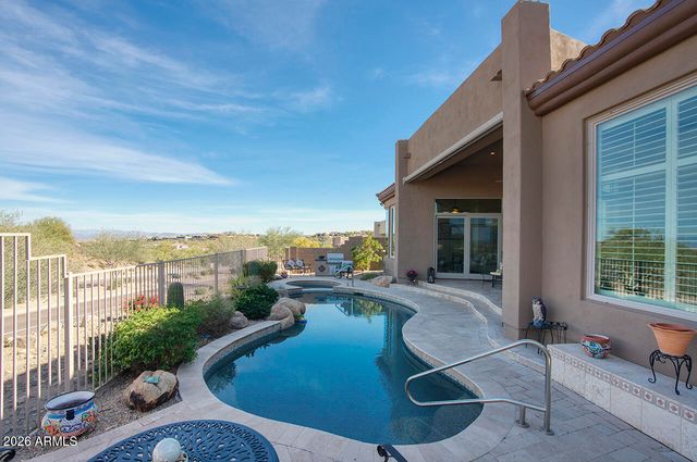 14211 N HONEYSUCKLE Drive, Fountain Hills, AZ 85268