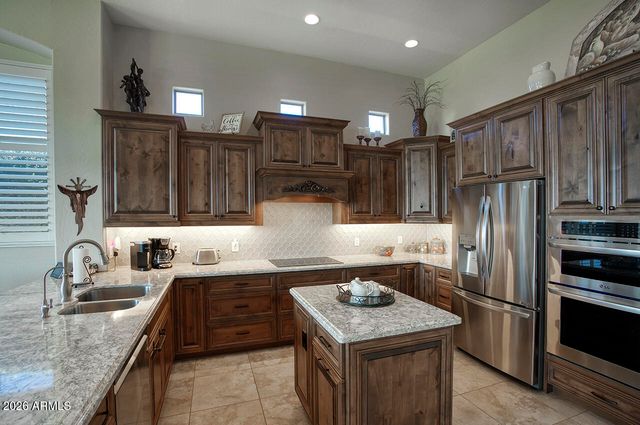 14211 N HONEYSUCKLE Drive, Fountain Hills, AZ 85268