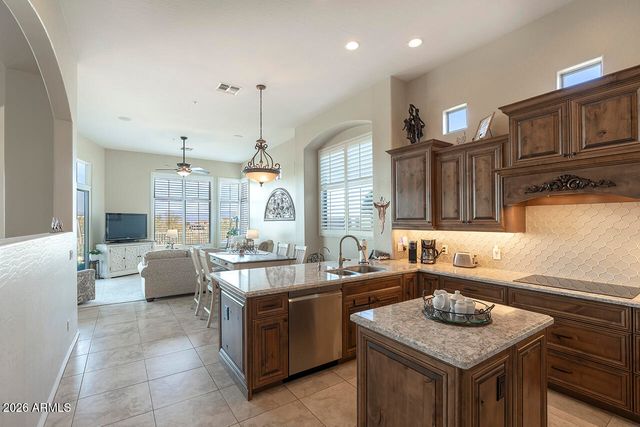 14211 N HONEYSUCKLE Drive, Fountain Hills, AZ 85268