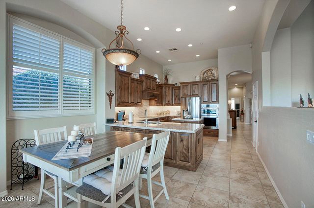 14211 N HONEYSUCKLE Drive, Fountain Hills, AZ 85268