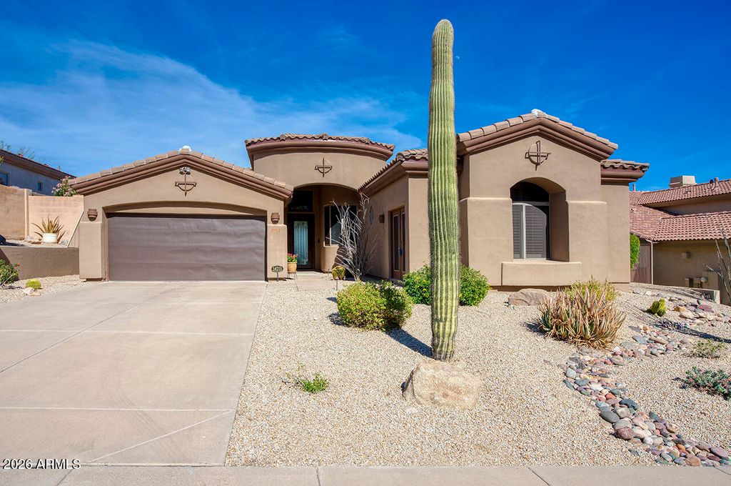 14211 N HONEYSUCKLE Drive, Fountain Hills, AZ 85268 — photo 3