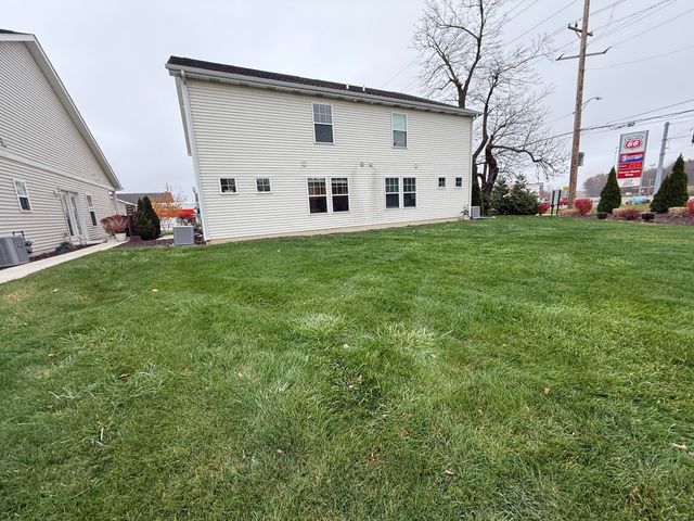 103 Summertree Drive, Chesterton, IN 46304