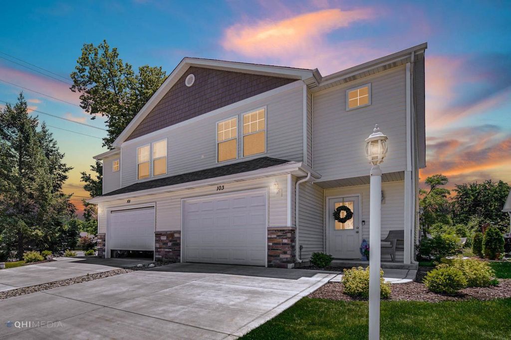 103 Summertree Drive, Chesterton, IN 46304