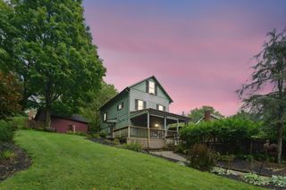 405 1/2 W Maple St Street, Granville, OH 43023