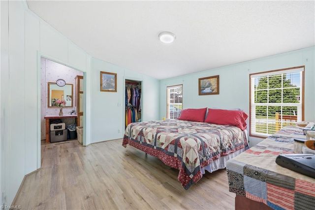 2032 Anna Drive, Yadkinville, NC 27055