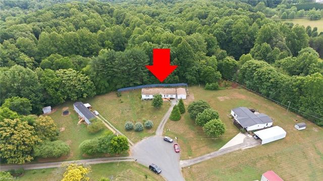 2032 Anna Drive, Yadkinville, NC 27055
