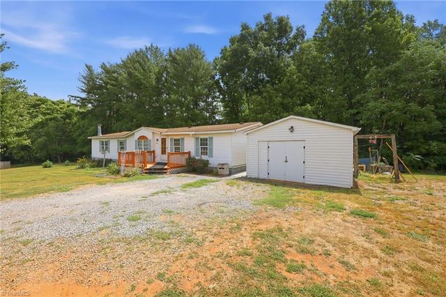 2032 Anna Drive, Yadkinville, NC 27055