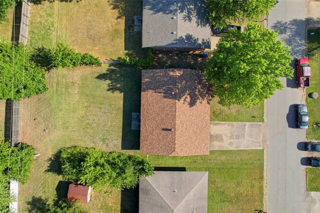 1623 Hardwood Grove Street, Tecumseh, OK 74873