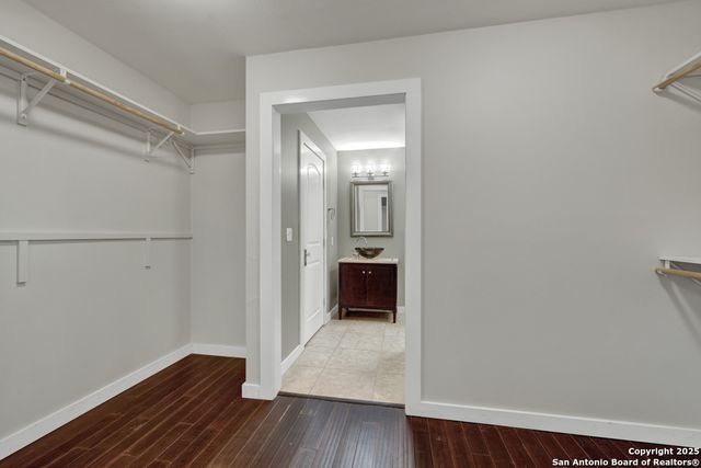 1050 W. Coll, New Braunfels, TX 78130