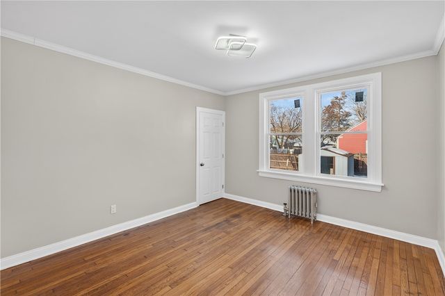 211 Pinnery Avenue, Warwick, RI 02886