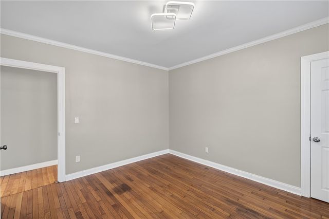 211 Pinnery Avenue, Warwick, RI 02886