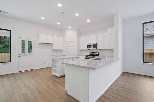 24338 Ponds Creek, Magnolia, TX 77355