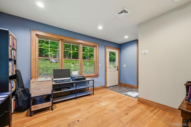 248 Bellvale Lakes Road, Warwick, NY 10990
