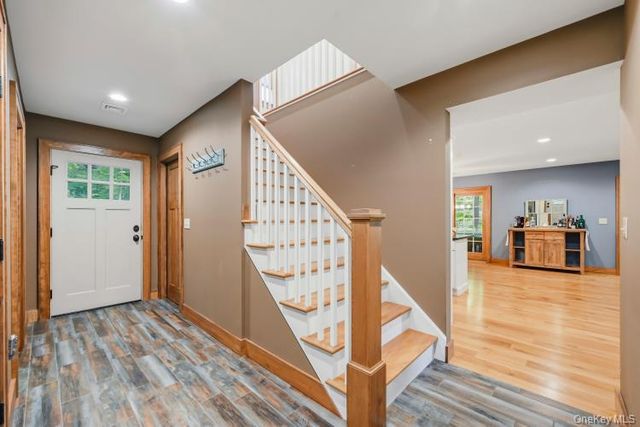 248 Bellvale Lakes Road, Warwick, NY 10990