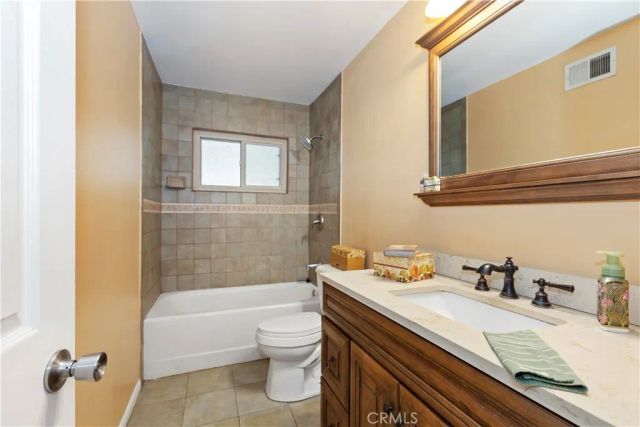 8829 California, Riverside, CA 92503