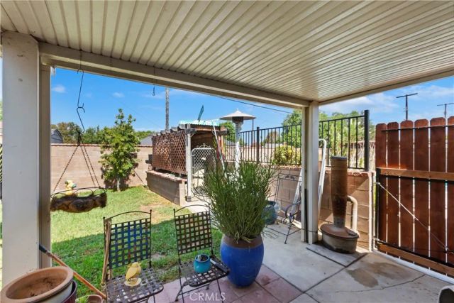 8829 California, Riverside, CA 92503