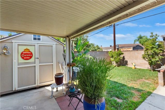 8829 California, Riverside, CA 92503