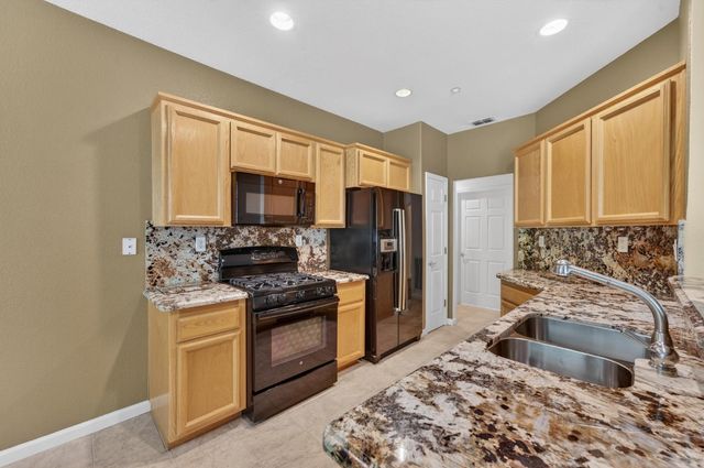 3640 Darlington Ct, Rocklin, CA 95765