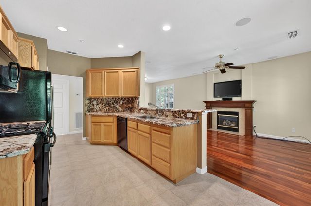 3640 Darlington Ct, Rocklin, CA 95765