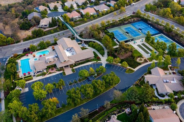 3640 Darlington Ct, Rocklin, CA 95765