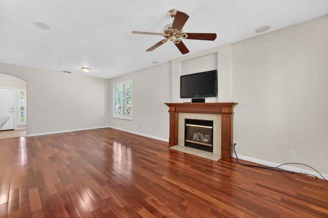 3640 Darlington Ct, Rocklin, CA 95765