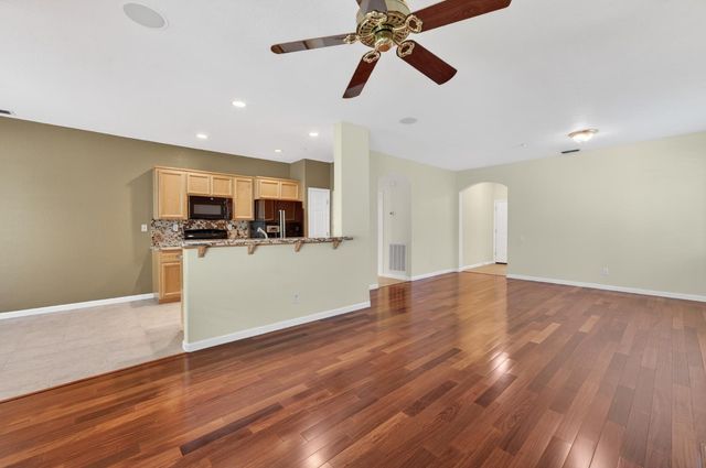 3640 Darlington Ct, Rocklin, CA 95765