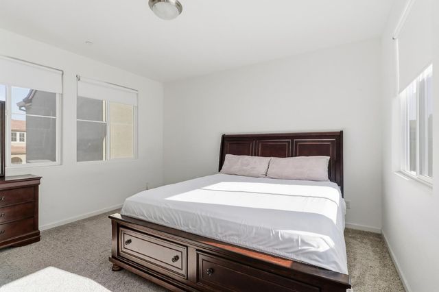 1620 Viburnum Ln, Rocklin, CA 95765