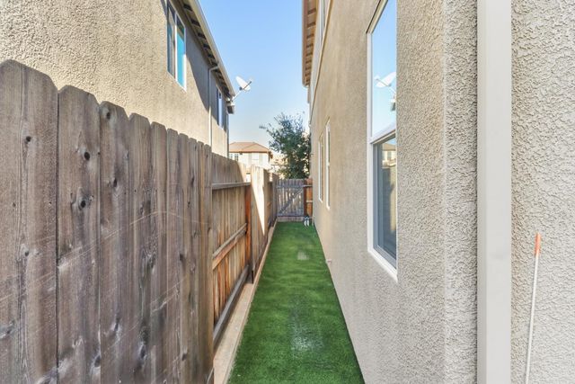 1620 Viburnum Ln, Rocklin, CA 95765