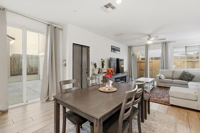 1620 Viburnum Ln, Rocklin, CA 95765