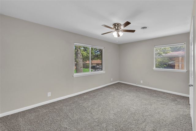 12 Somerset Terrace, Bedford, TX 76022