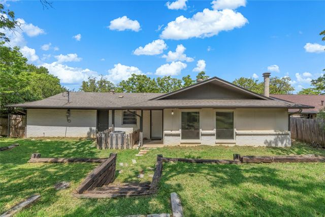 12 Somerset Terrace, Bedford, TX 76022