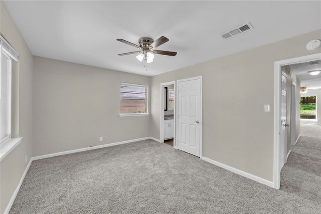 12 Somerset Terrace, Bedford, TX 76022