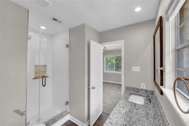 12 Somerset Terrace, Bedford, TX 76022