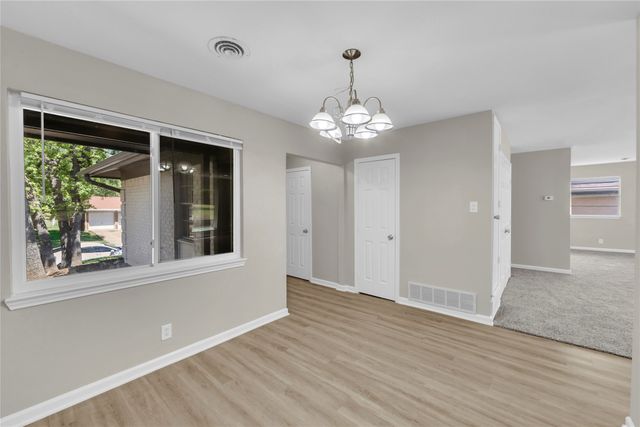 12 Somerset Terrace, Bedford, TX 76022